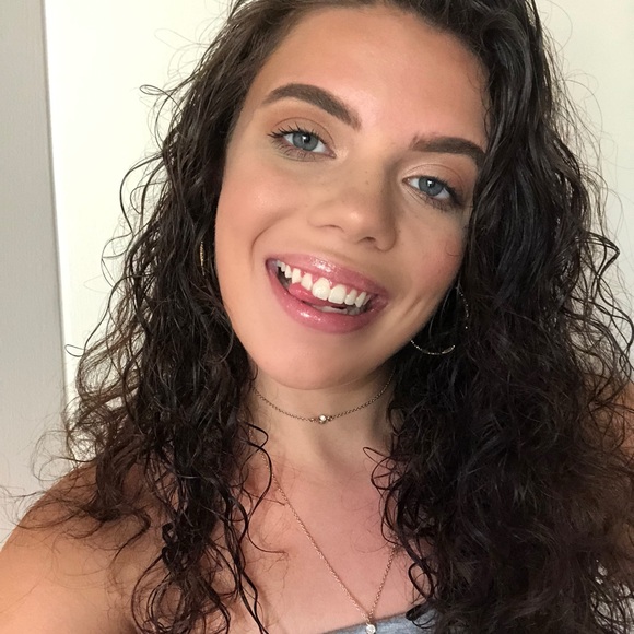 Meet your Posher, Amberly - Picture 5 of 5